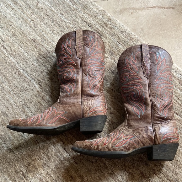 Ariat boots - Picture 5 of 11